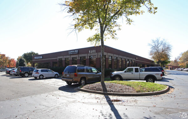8401-university-executive-park-dr-charlotte-photo-3-of-11