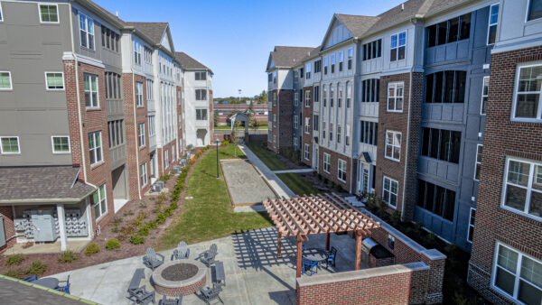 Lakeside Apts_63