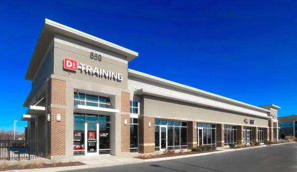 650 West Carmel Drive_Retail_Pic2_112923